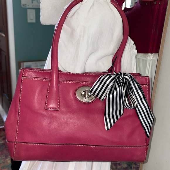 Coach  shoulder bag  thick smooth leather bright pink  Silvertone HW f13675  EUC - Picture 1 of 17